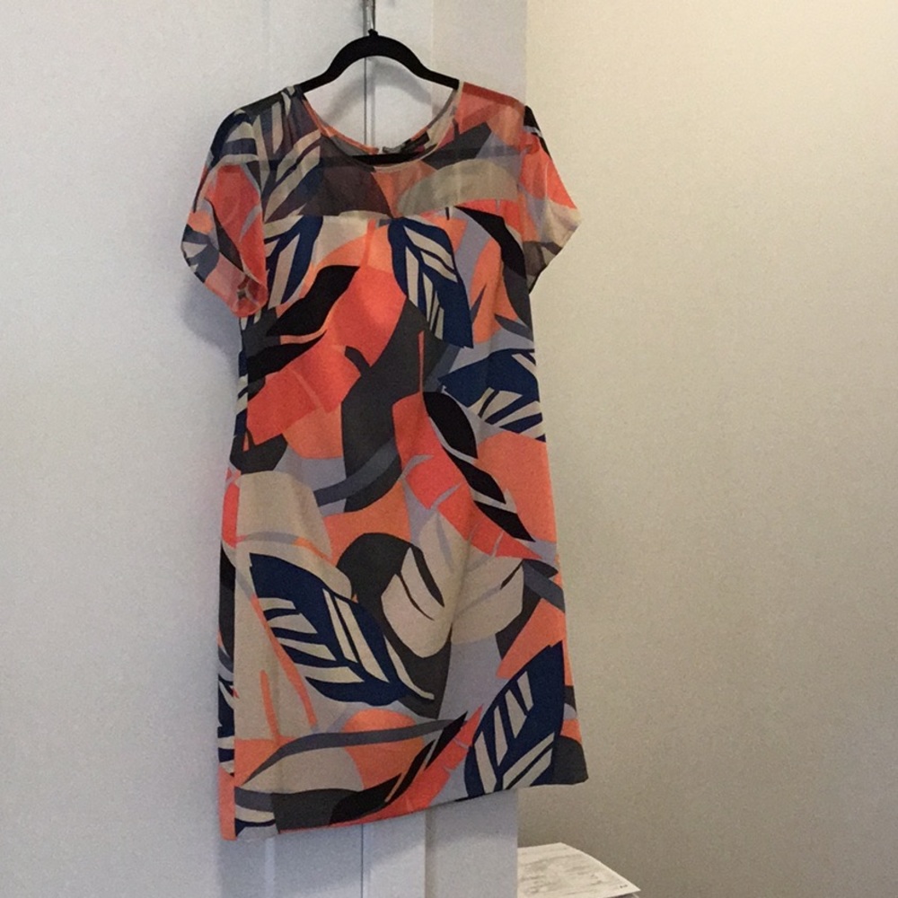 Dress - Picture 2 of 4
